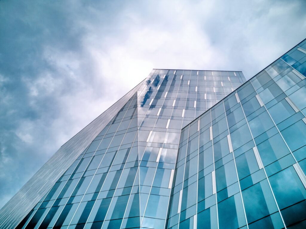Navigating Commercial Loan Refinancing Challenges in 2025: Strategies for Business Owners
